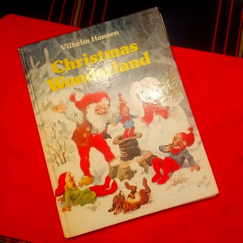 Christmas Wonderland & Two Minute Christmas Stories Book Set (2)
